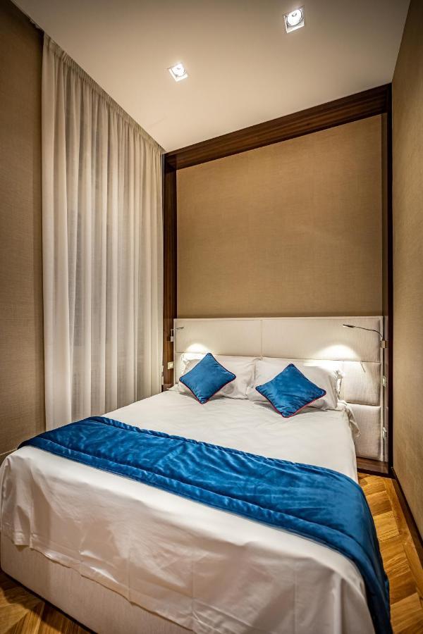 Yid Santa Maria Novella Suites Apt With Balcony Firenze Eksteriør billede